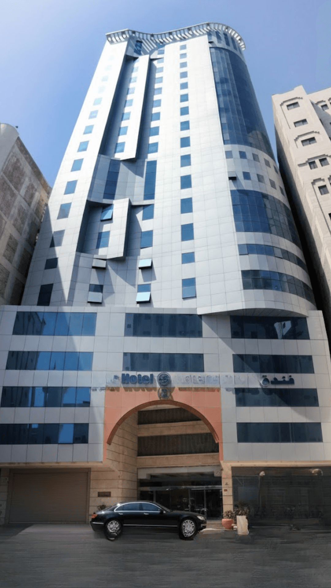 فندق فاخر للبيع في مكة قريب من الحرم